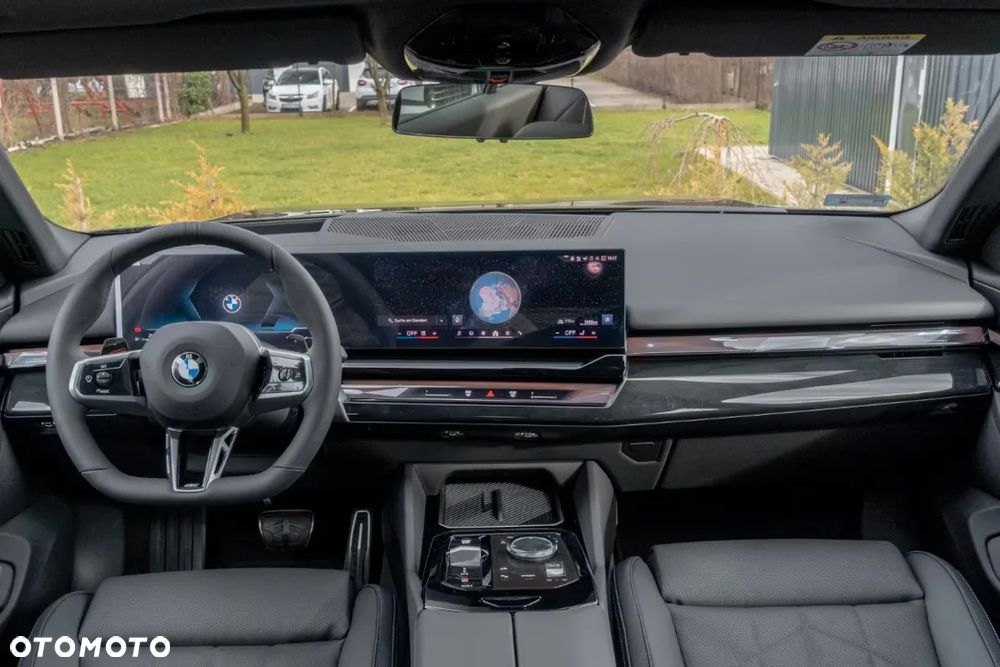BMW Seria 5 520i mHEV M Sport - 13