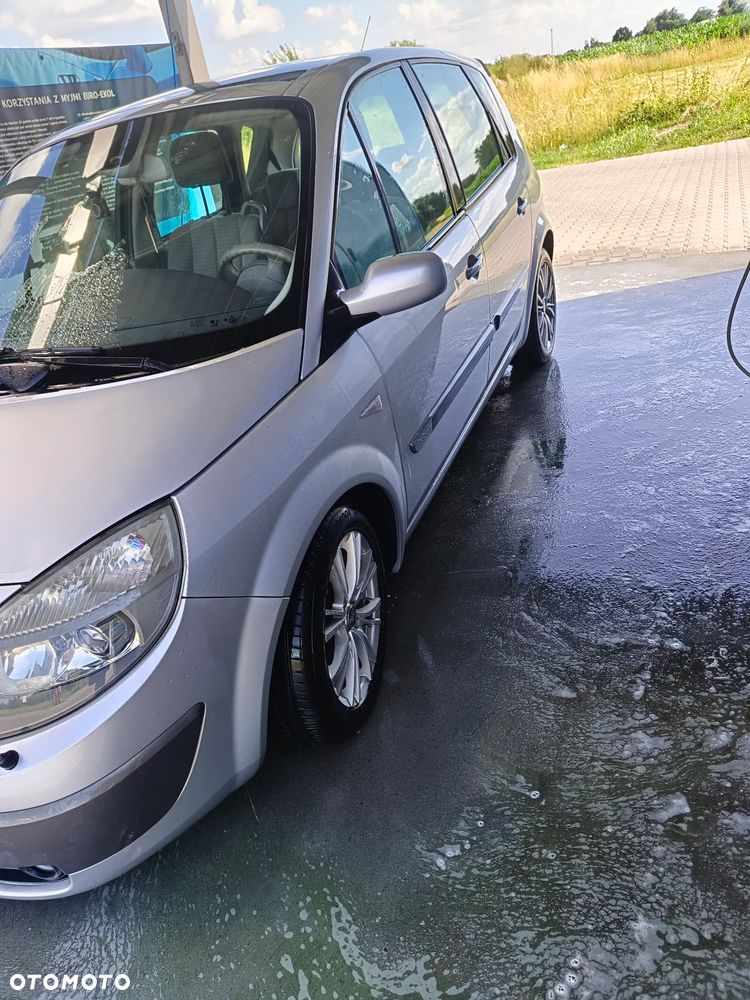 Renault Scenic 2.0 16V Dynamique - 3