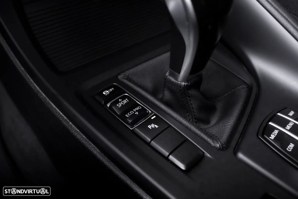 BMW X1 16 d sDrive Auto - 23