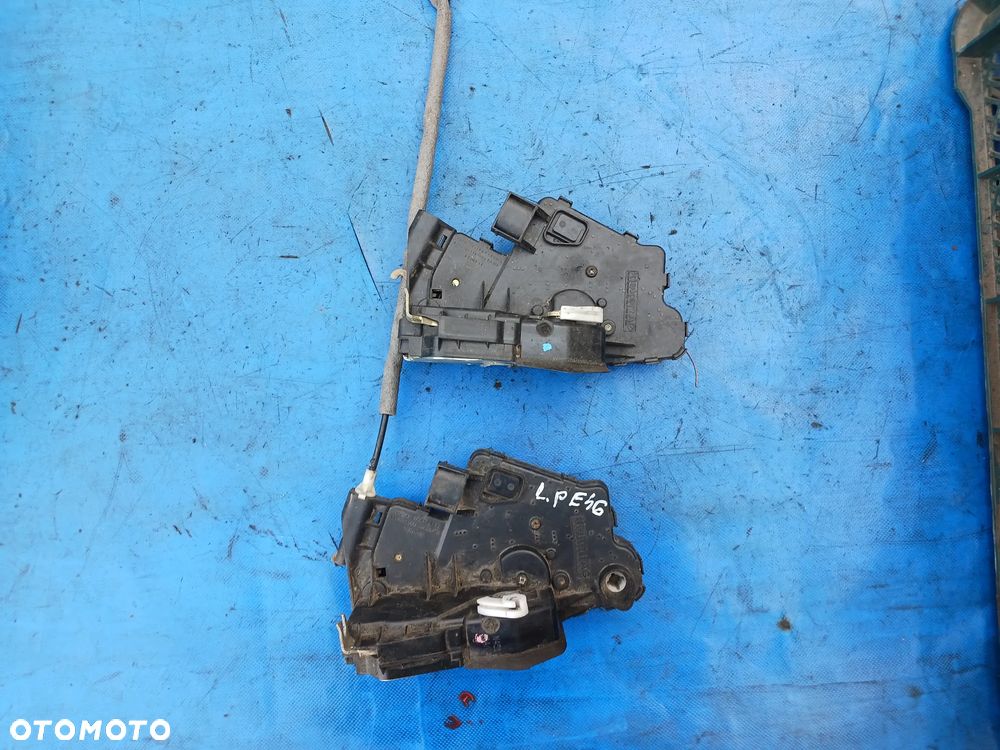 Zamek drzwi lewy prawy przód bmw 3 E46 prawy tył lewy - 1