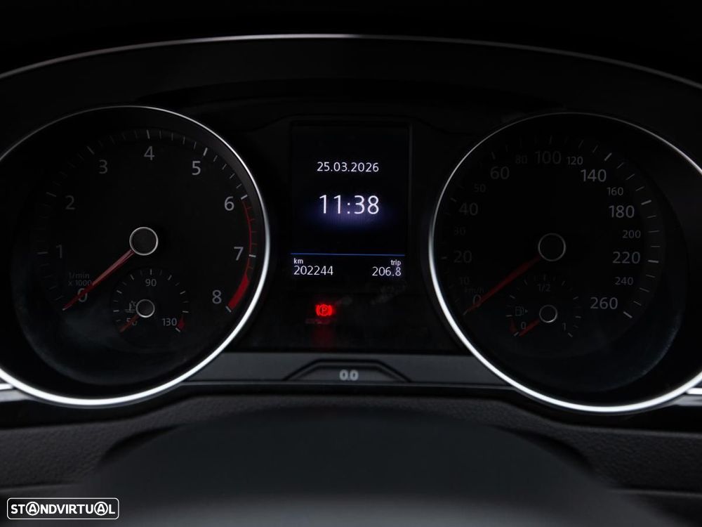 VW Passat Variant 1.5 TSI OPF DSG Business - 21