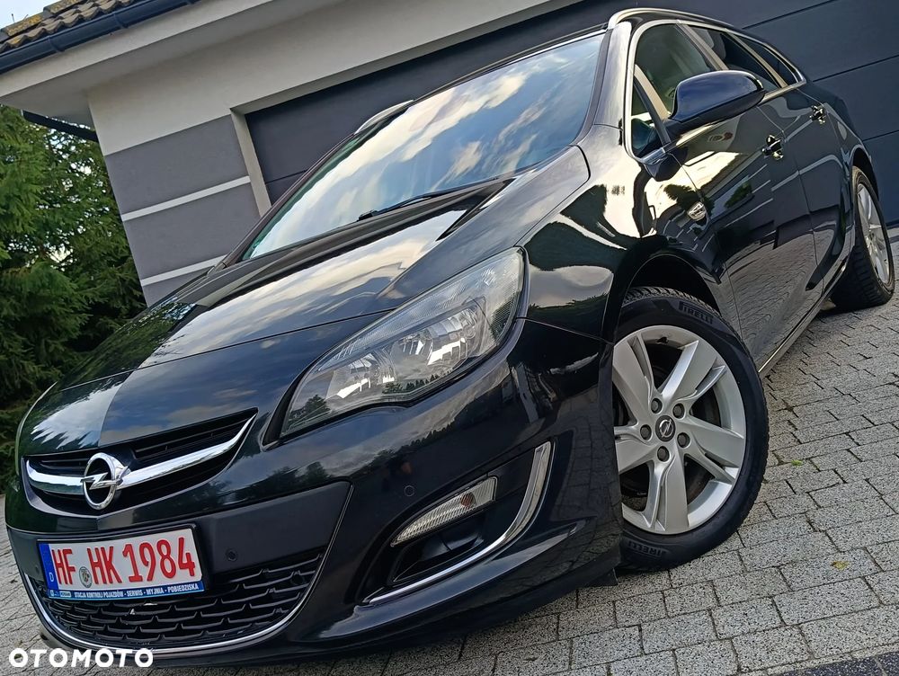 Opel Astra 2.0 CDTI Exklusiv - 1