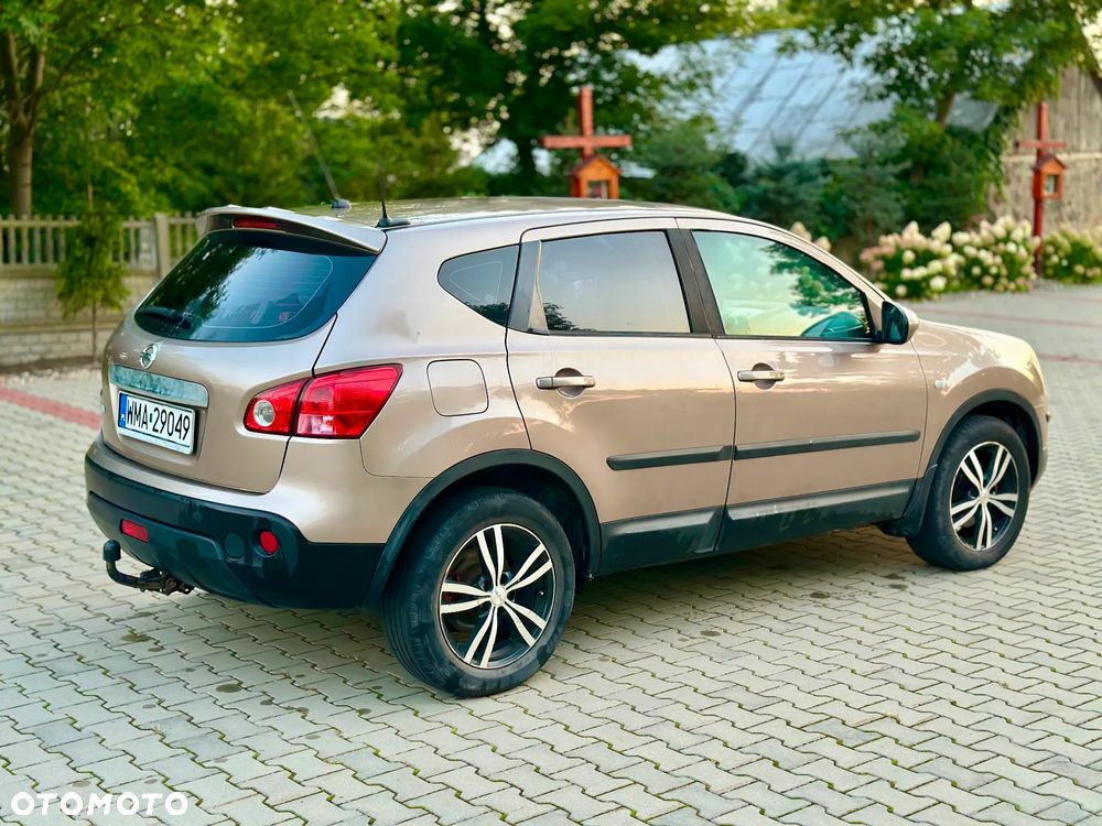 Nissan Qashqai - 11