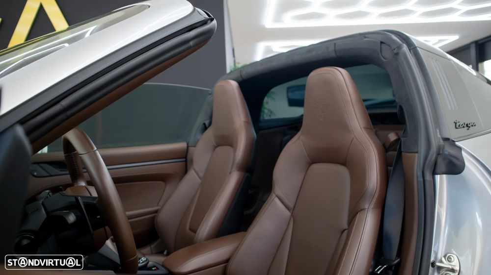 Porsche 911 (992) Targa 4 GTS - 7