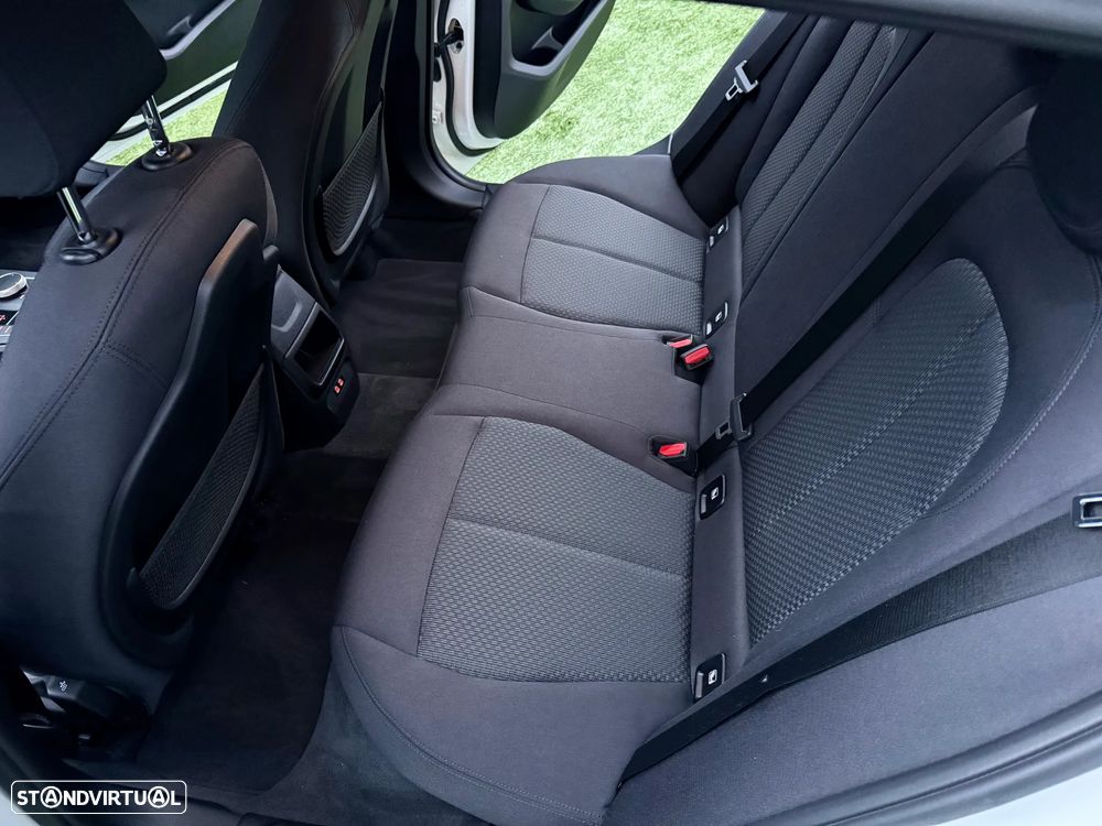 BMW 116 d Advantage Auto - 27