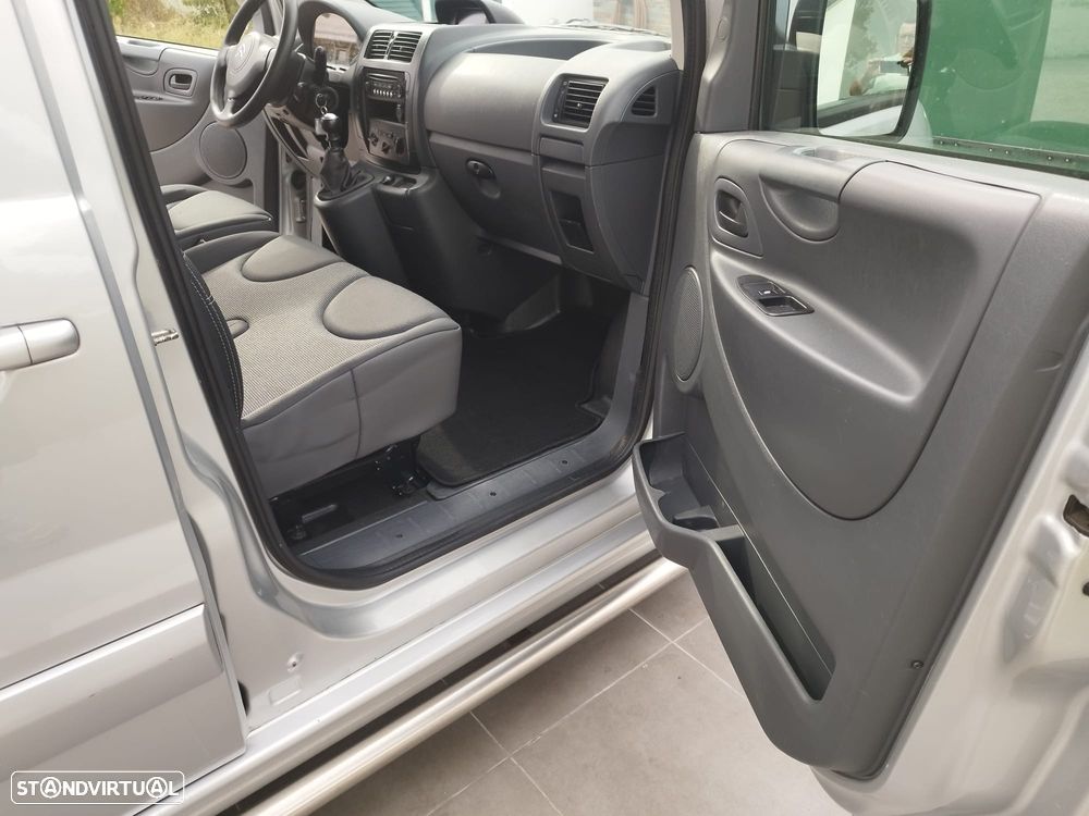 Citroën Jumpy 2.0 HDI 128 Cv 6 Lugares Longa L2H1 - 23