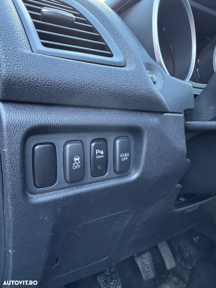 Mitsubishi ASX 1.8 DI-D 4WD Intense - 15