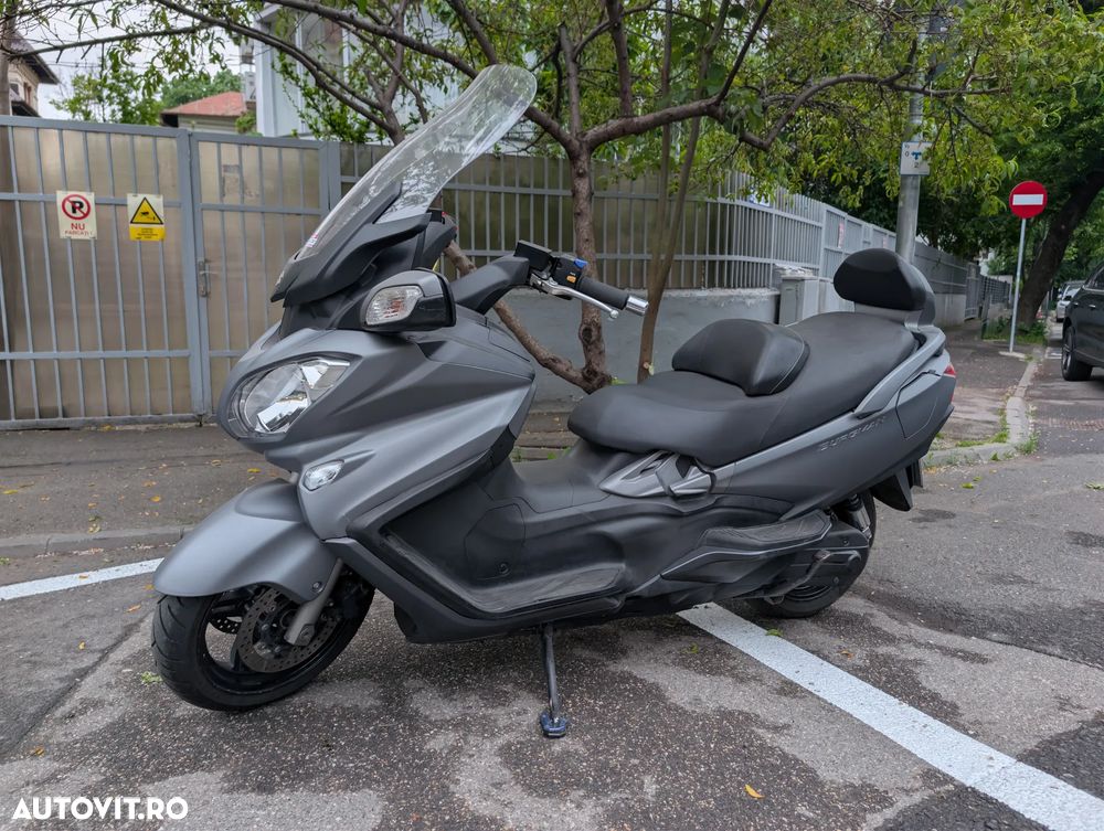 Suzuki AN 650 Burgman - 4