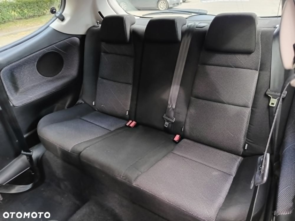Peugeot 207 1.4 16V Trendy - 5