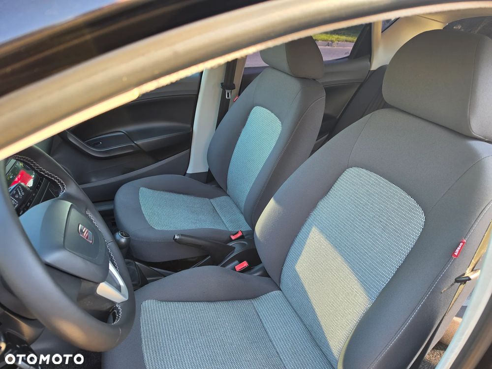 Seat Ibiza 1.4 16V Reference - 21