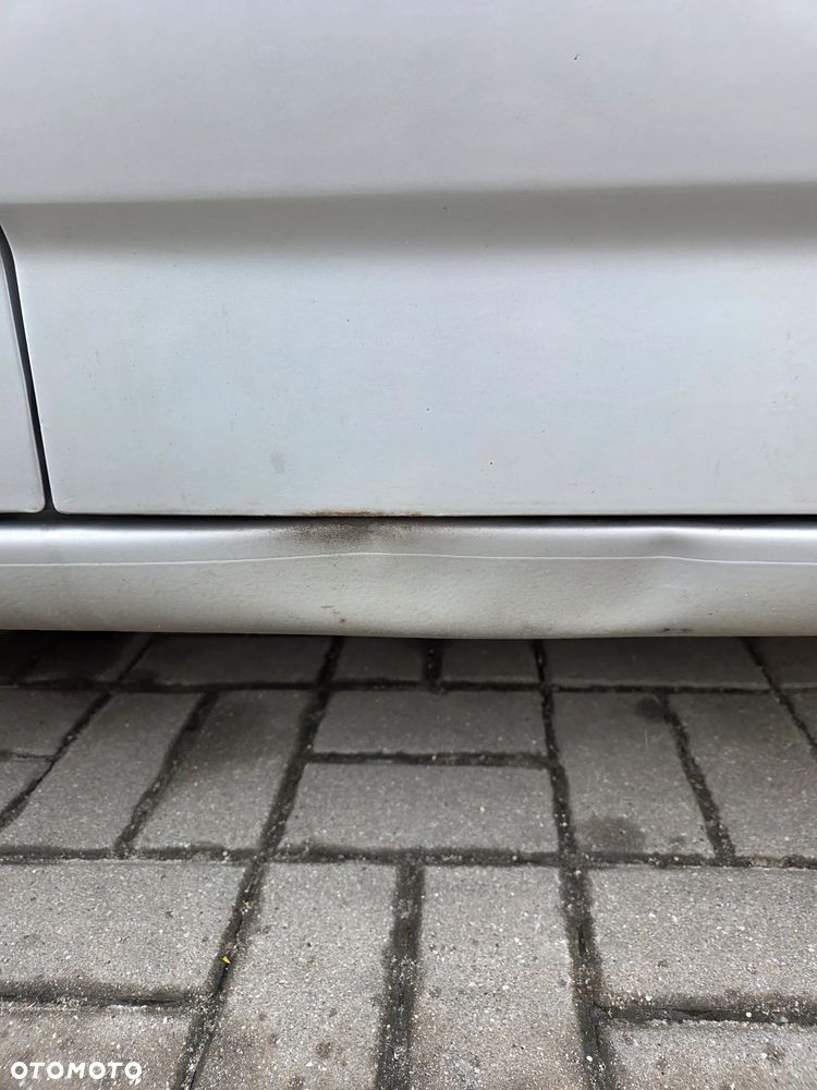 Ford Mondeo 2.0 TDCi Ambiente - 21