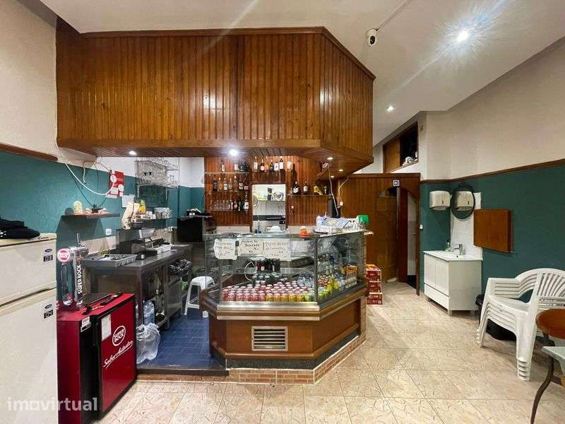 This is the restaurant, bar, pizzeria, kebab shop in Pendão, Queluz. - Grande imagem: 5/12