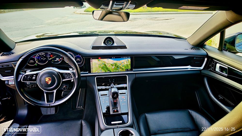 Porsche Panamera 4 E-Hybrid - 9