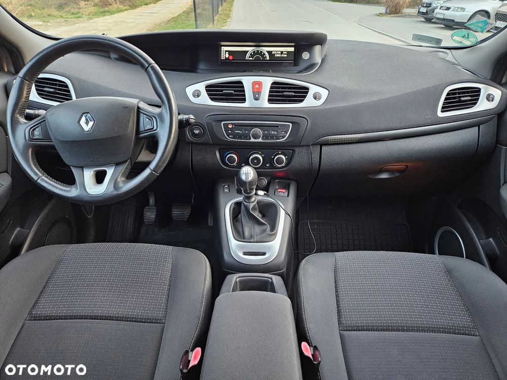 Renault Grand Scenic 1.6 16V 110 Dynamique - 9