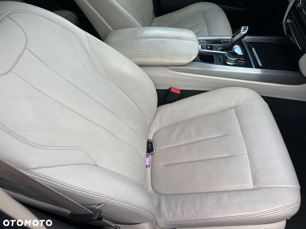 BMW X5 xDrive40e - 16