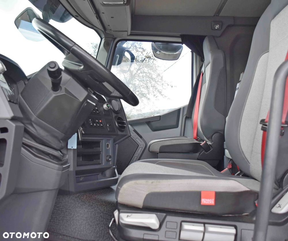 Renault C 460 * HAKOWIEC + KESLA 21172 * STAN BDB - 9