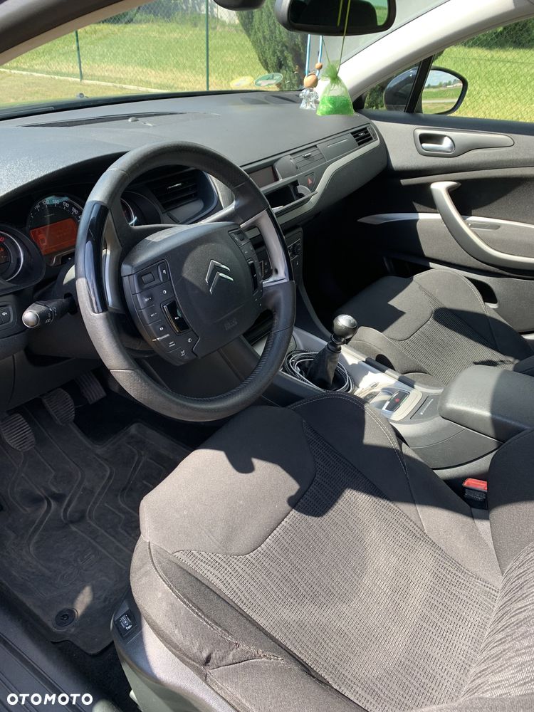 Citroën C5 2.0 HDi Confort - 6
