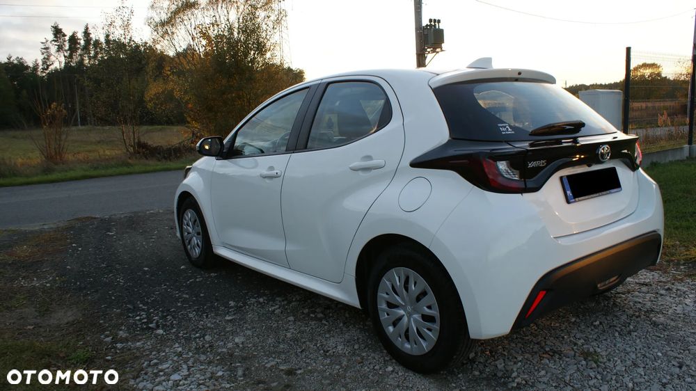 Toyota Yaris - 7