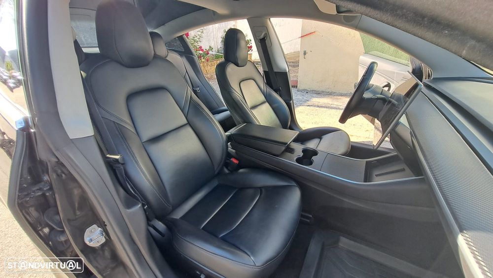 Tesla Model 3 Performance Dual Motor AWD - 37