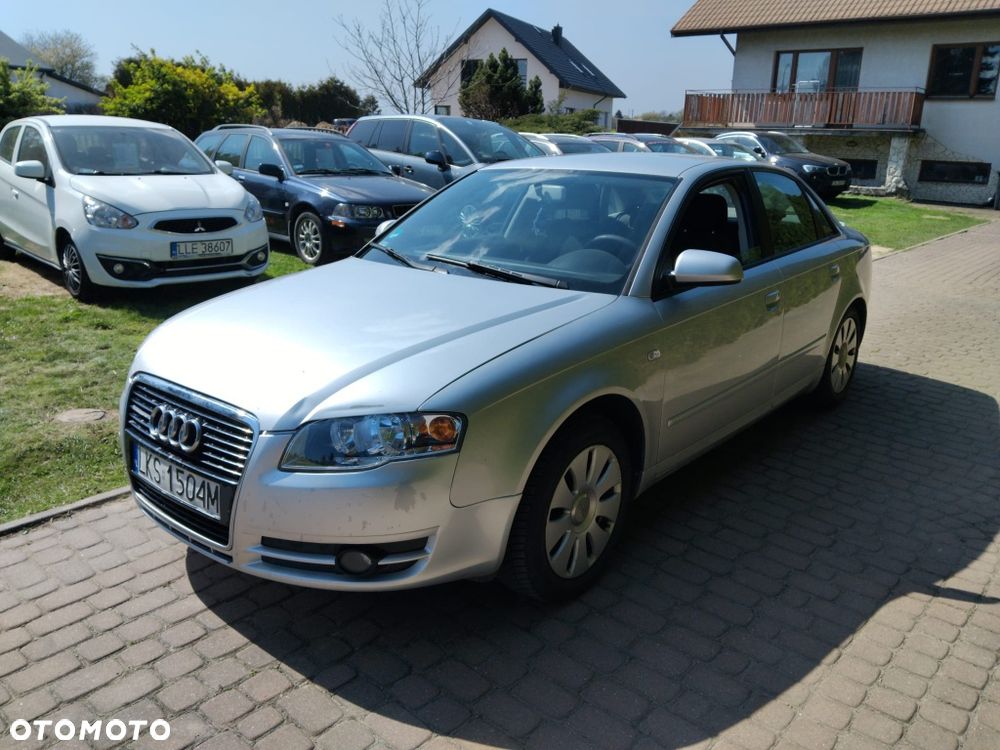 Audi A4 Limousine - 2
