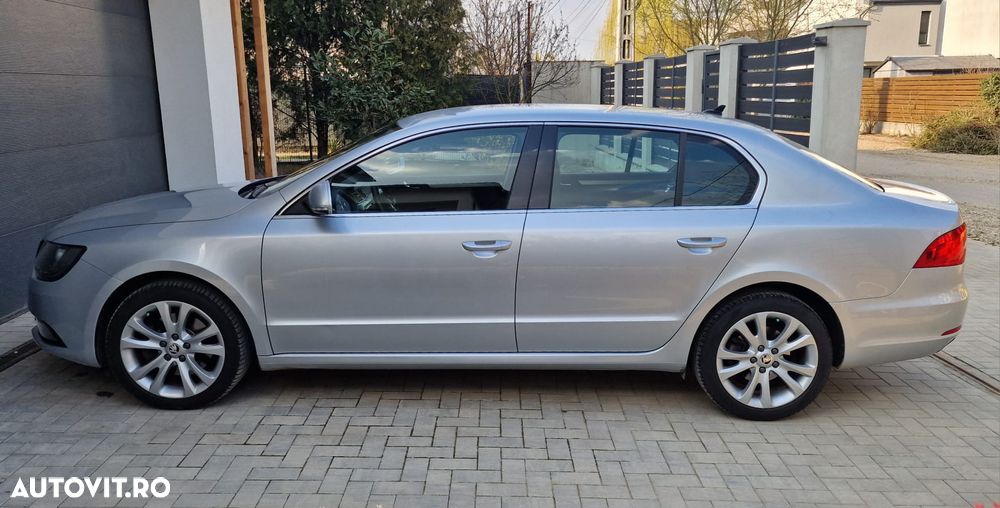 Skoda Superb 2.0 TDI Ambition - 18