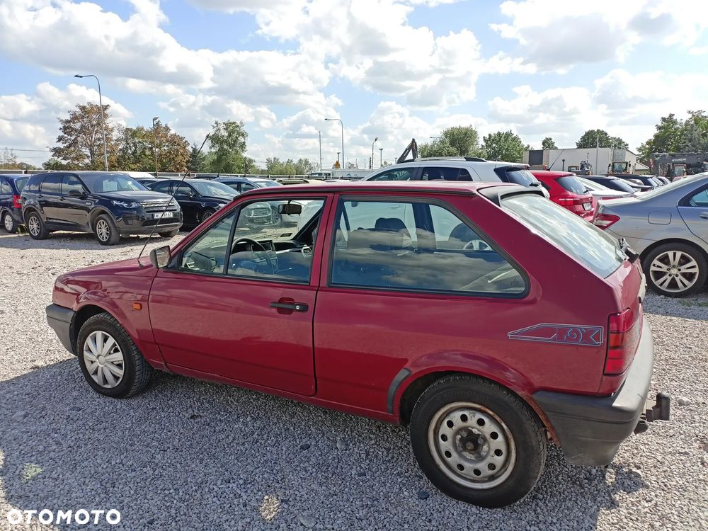 Volkswagen Polo - 3