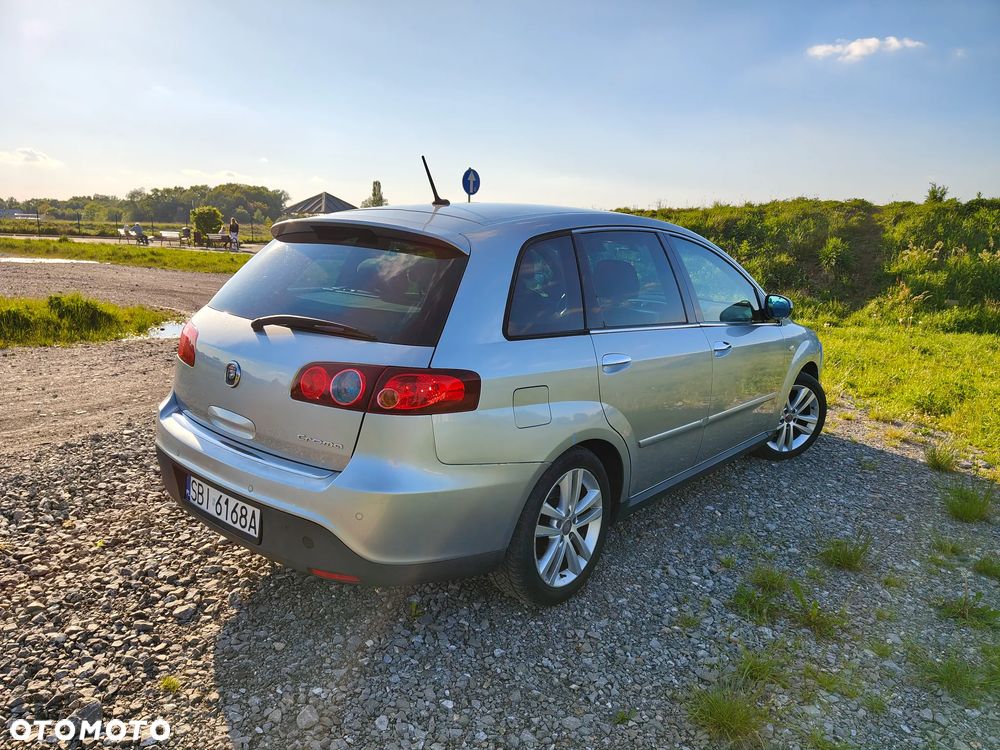 Fiat Croma 1.9 JTD Emotion - 3