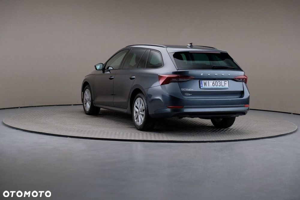 Skoda Octavia 2.0 TDI Ambition DSG - 2