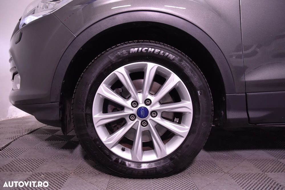 Ford Kuga - 13