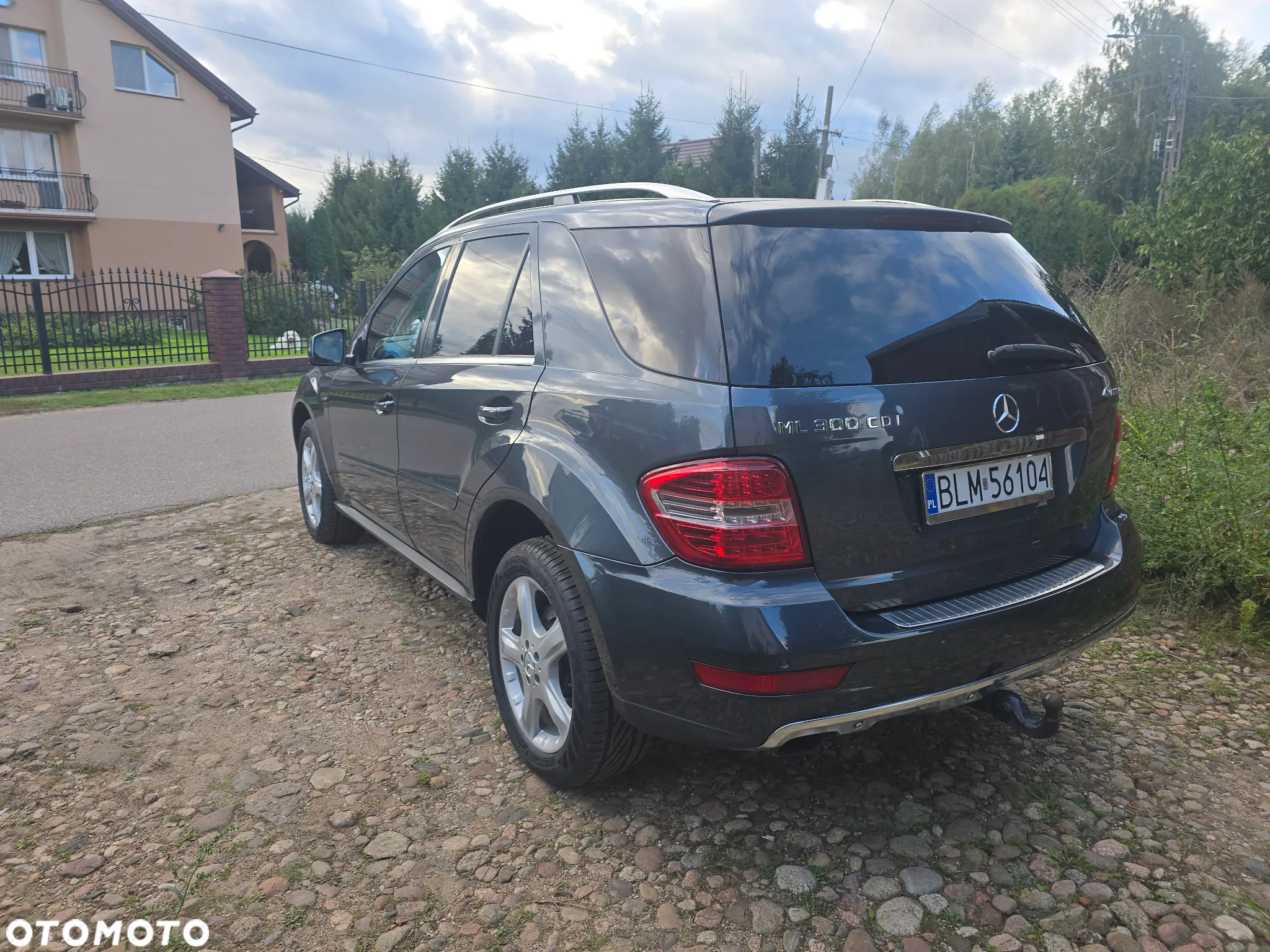 Mercedes-Benz ML - 12
