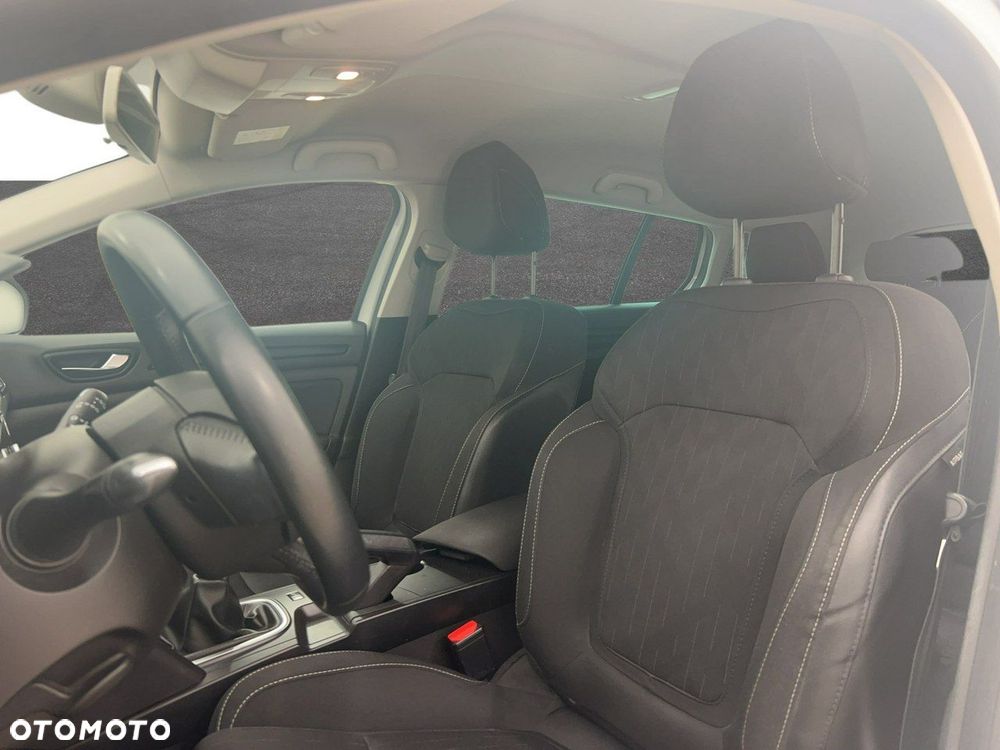 Renault Megane 1.3 TCe FAP Limited - 10