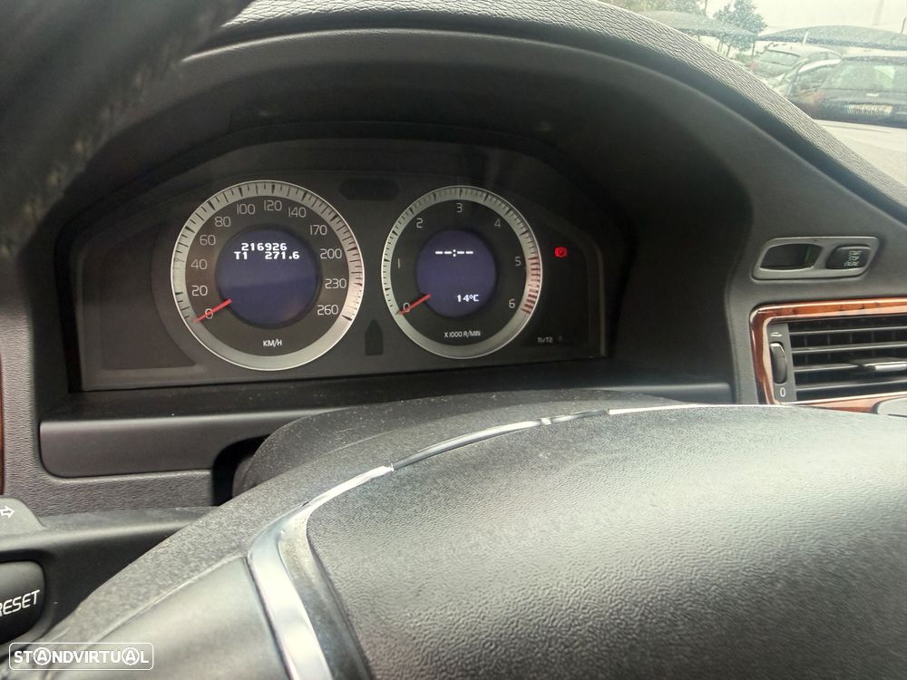 Volvo S80 - 10