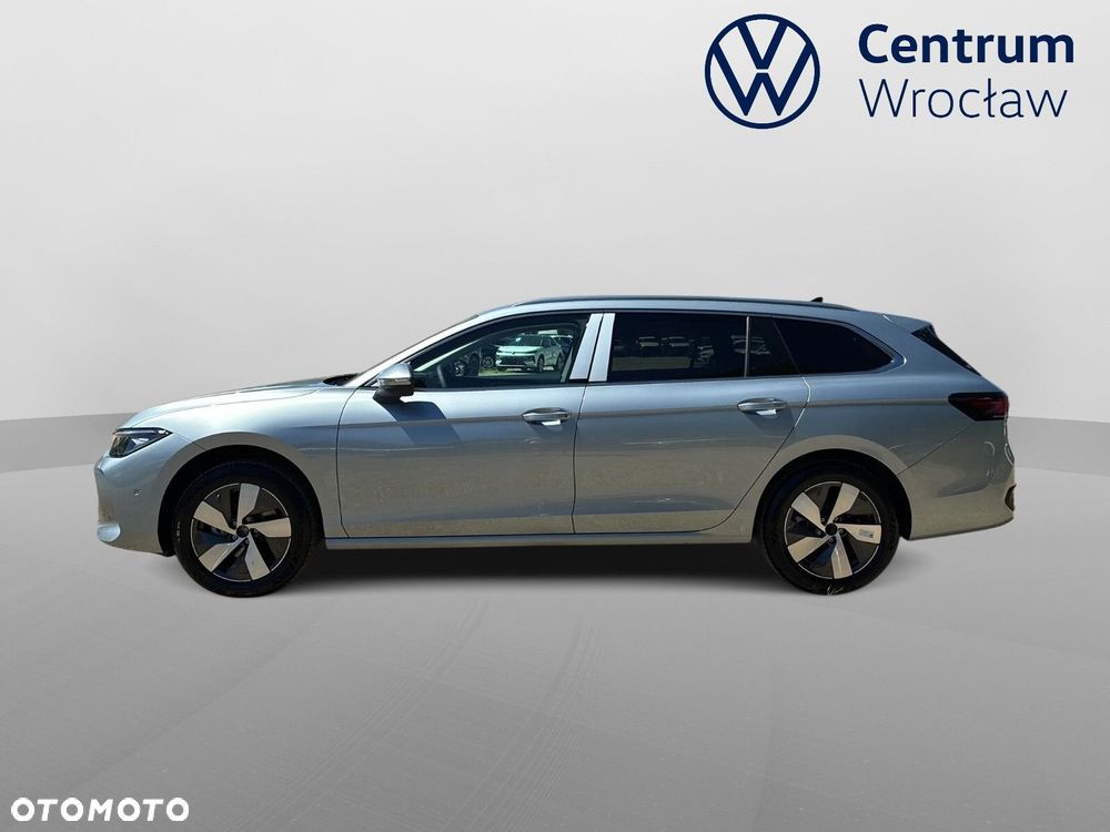 Volkswagen Passat - 12