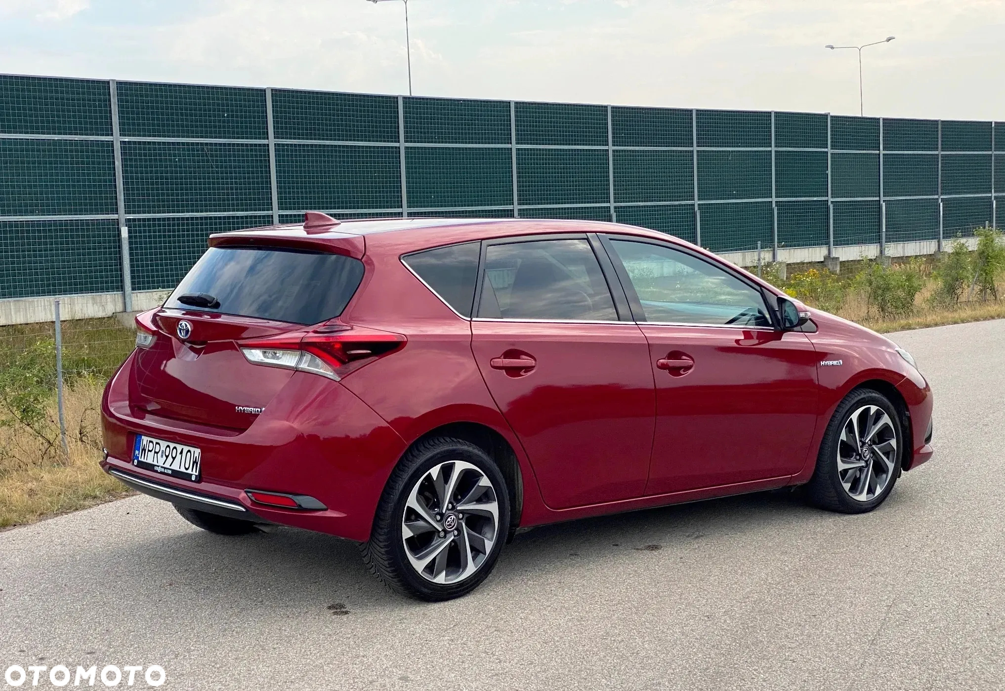 Toyota Auris Hybrid 135 Dynamic - 2