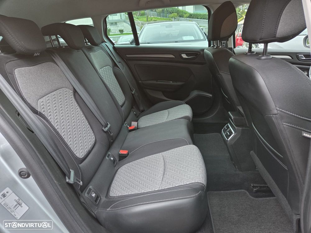 Renault Mégane Sport Tourer 1.5 Blue dCi Limited - 24