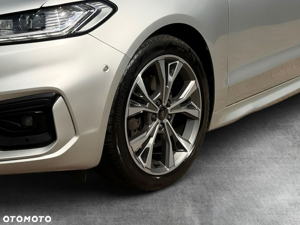 Ford Mondeo - 10
