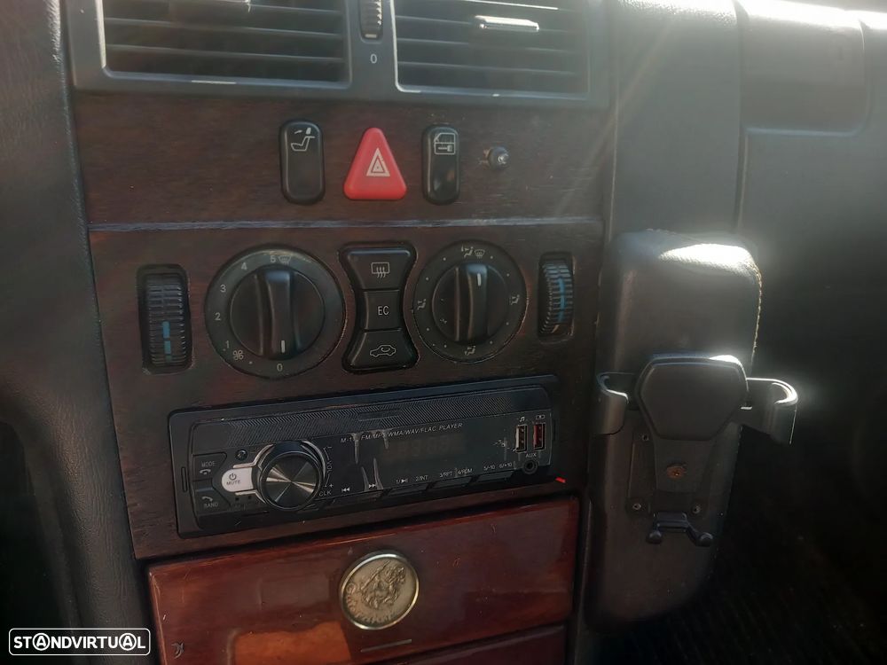 Mercedes-Benz E 220 - 8