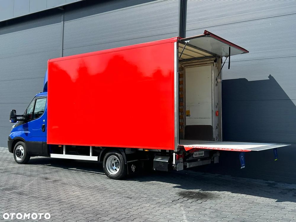 Iveco Daily 40C18 35C18 3.0 HPI Hi-Matic Kontener 8 palet + winda 750kg + drzwi boczne **Climatronic**Kamera**Sprowadzony**2018R** - 6