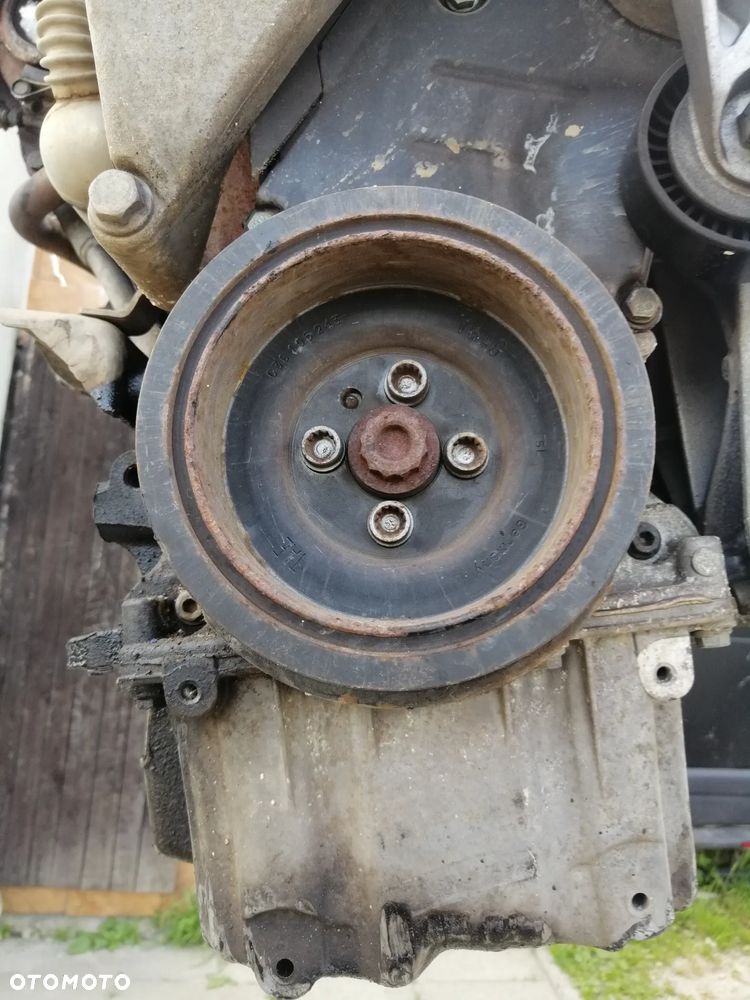 Audi Seat Skoda Volkswagen 2.0 TDi 140KM silnik kompletny kod BMM - 17