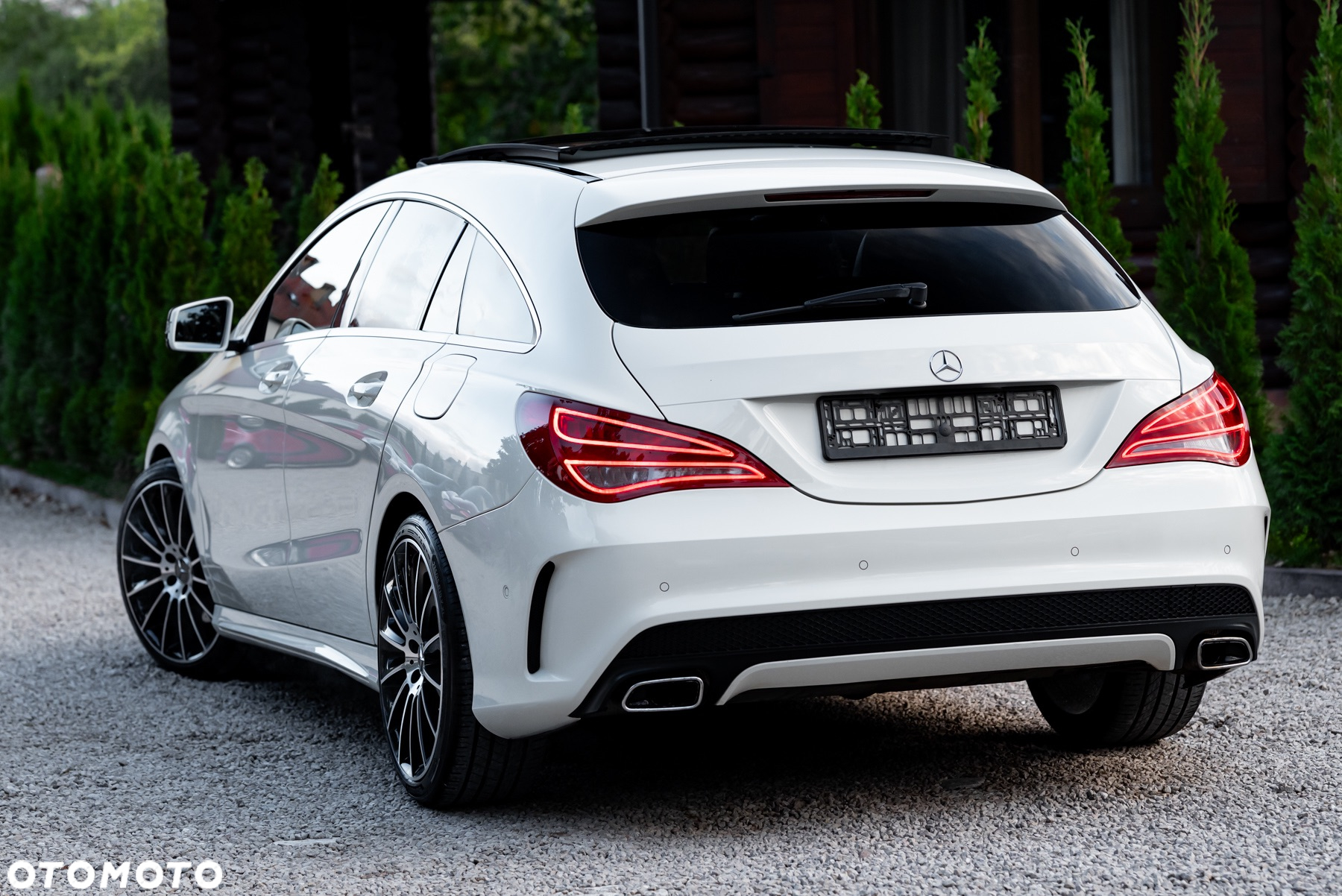 Mercedes-Benz CLA 250 7G-DCT AMG Line - 8