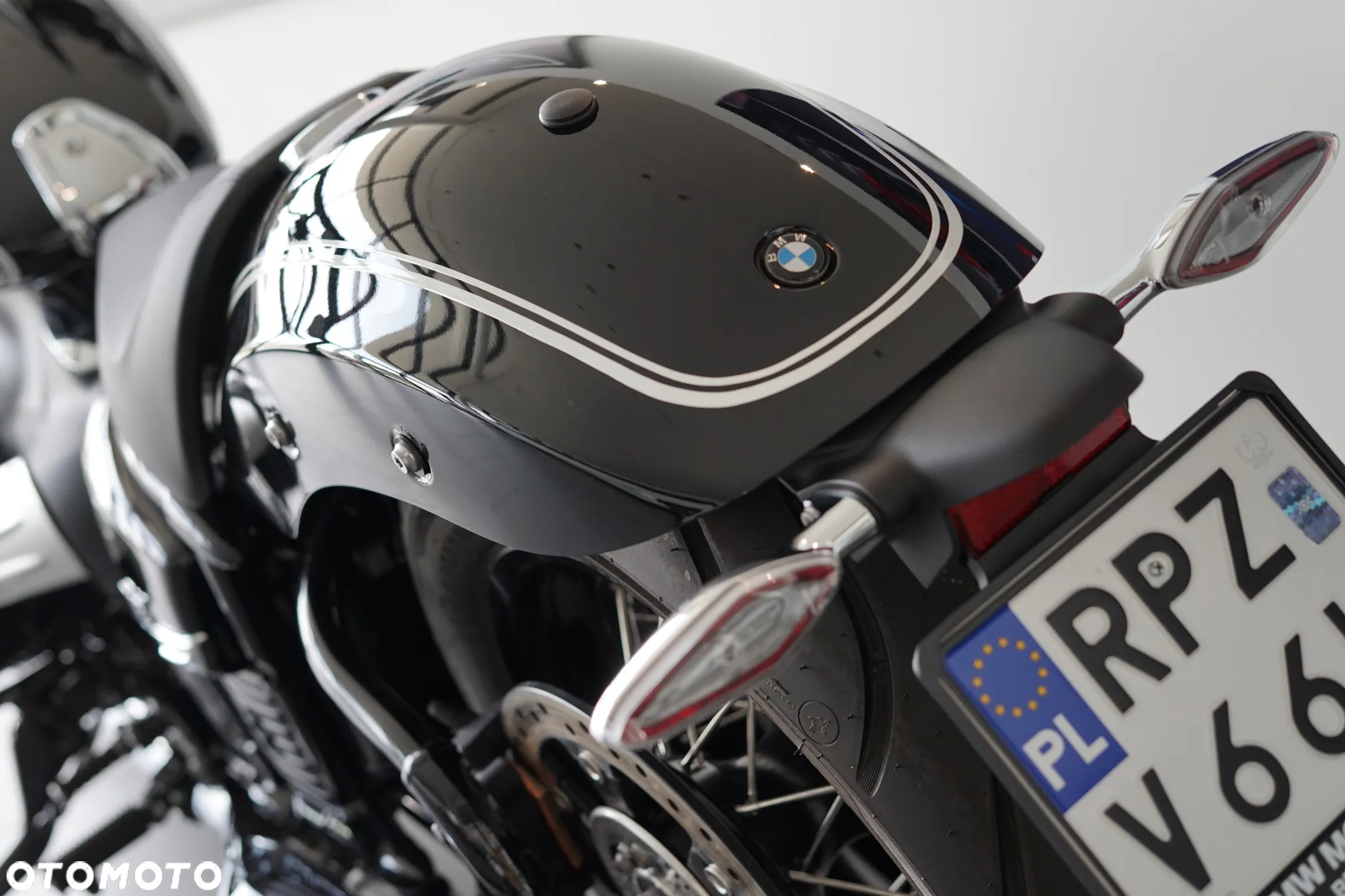 BMW R - 15