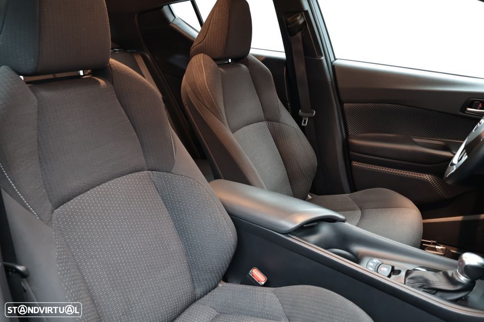 Toyota C-HR 1.8 HSD Comfort - 19
