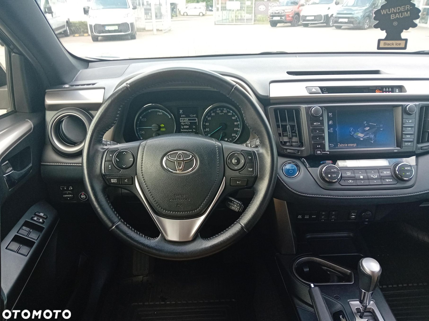 Toyota RAV4 - 12