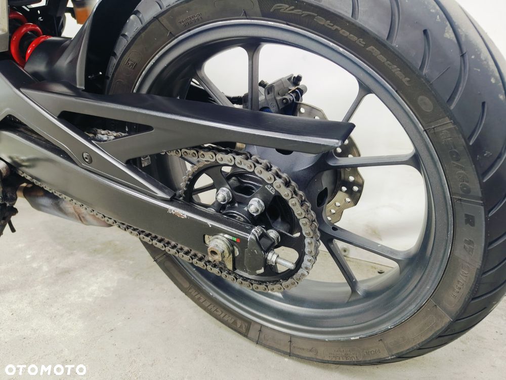 Honda CB - 23