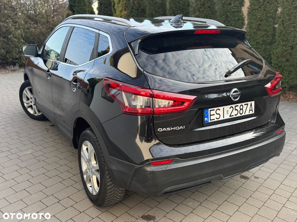 Nissan Qashqai 1.3 DIG-T N-WAY - 4