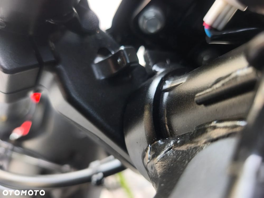 Yamaha MT - 28
