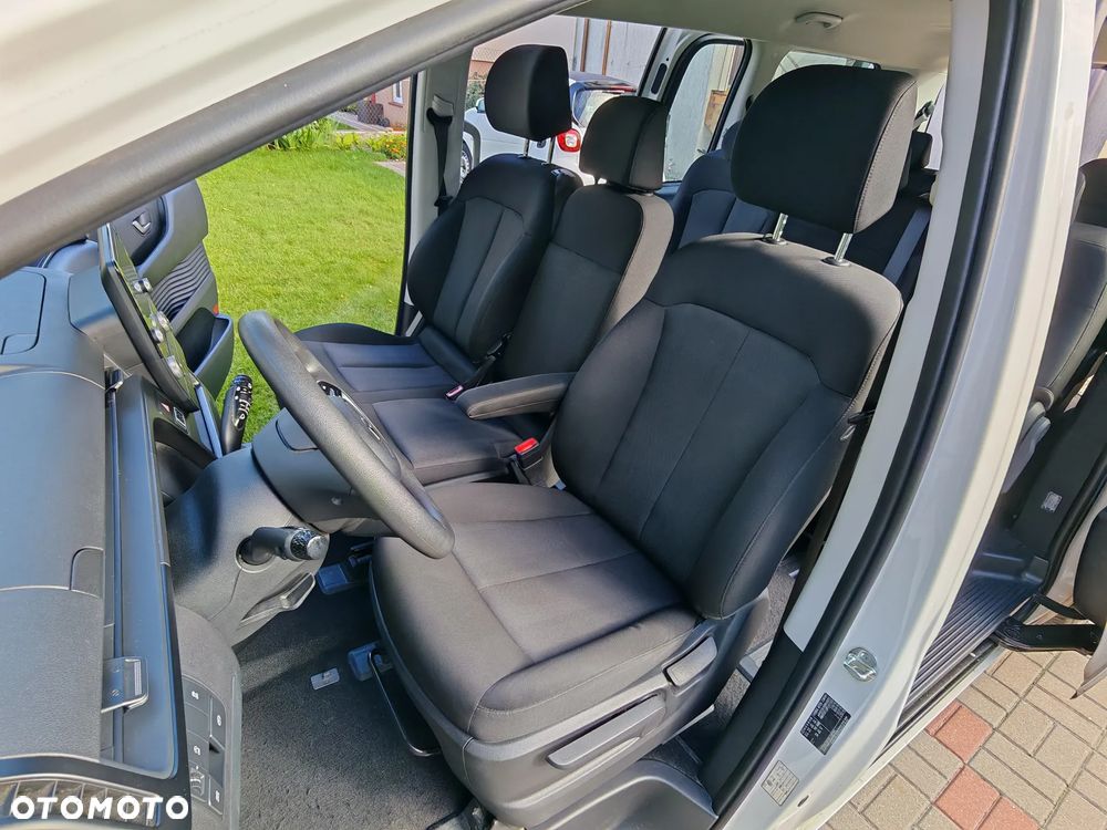 Hyundai Staria - 8