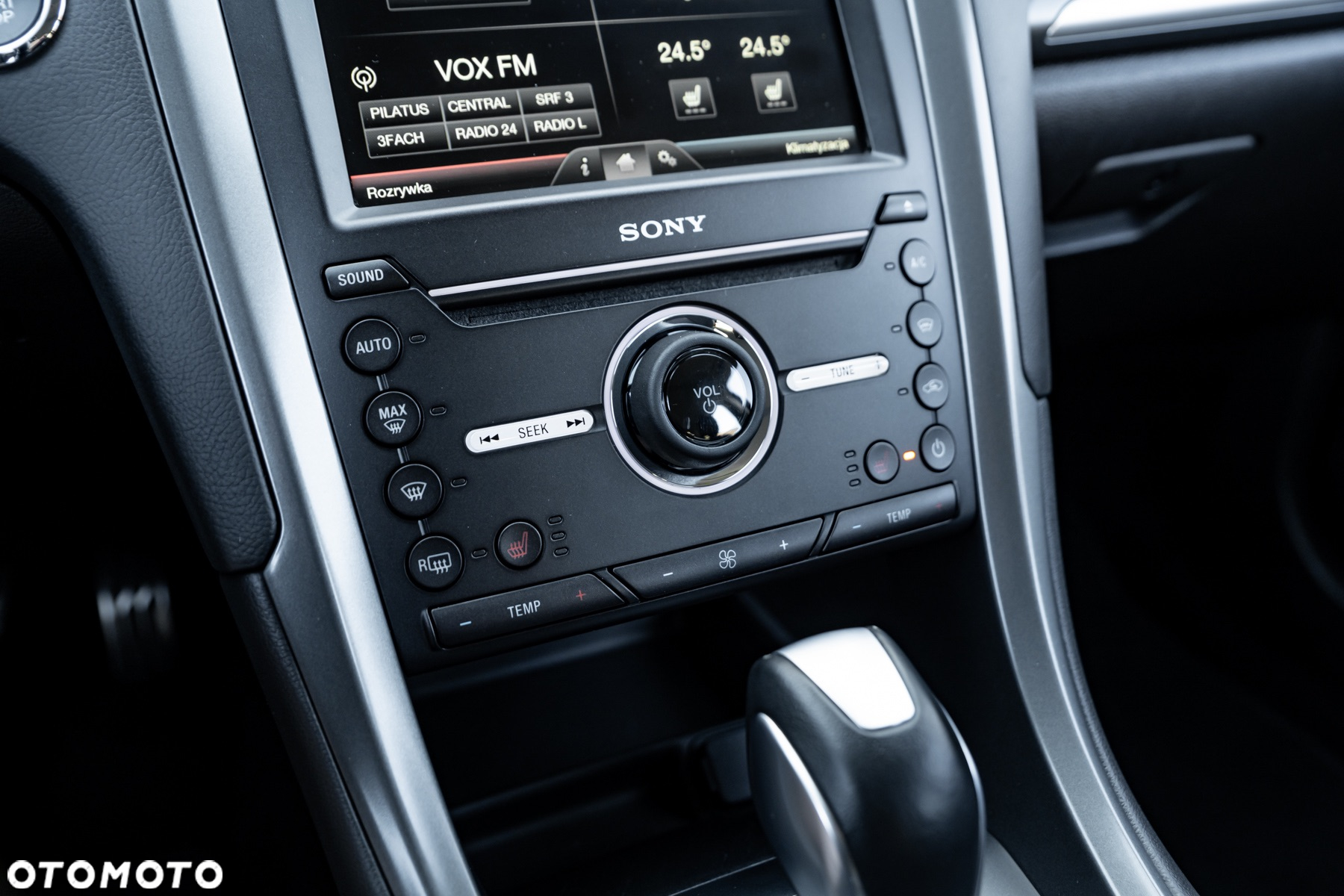 Ford Mondeo - 30
