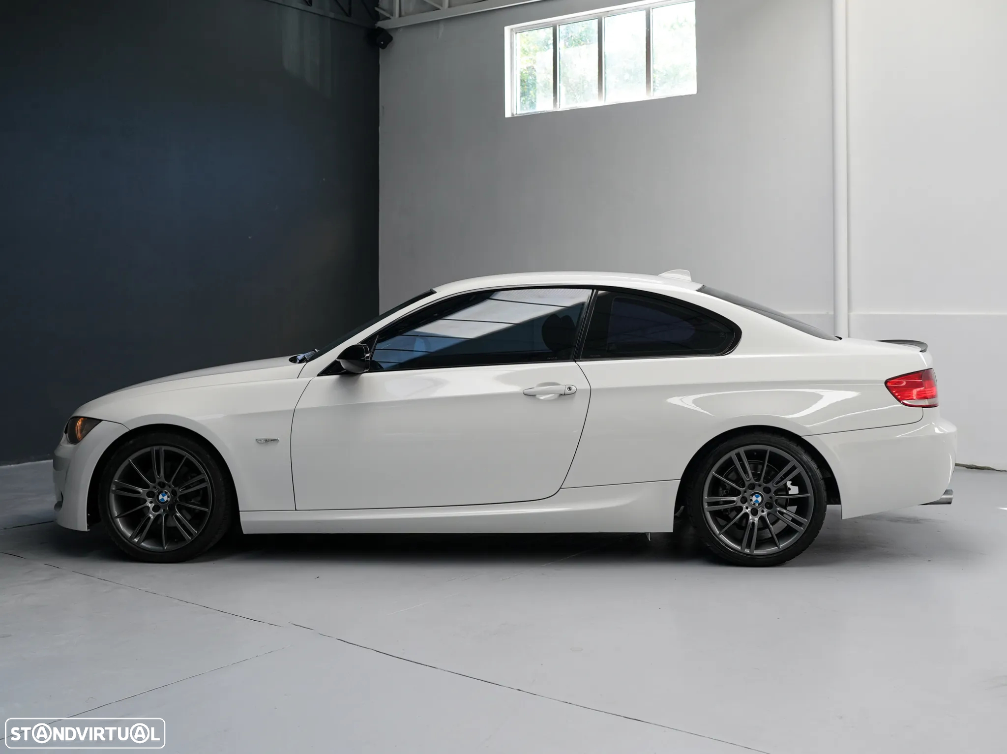 BMW 320 d Coupe - 10