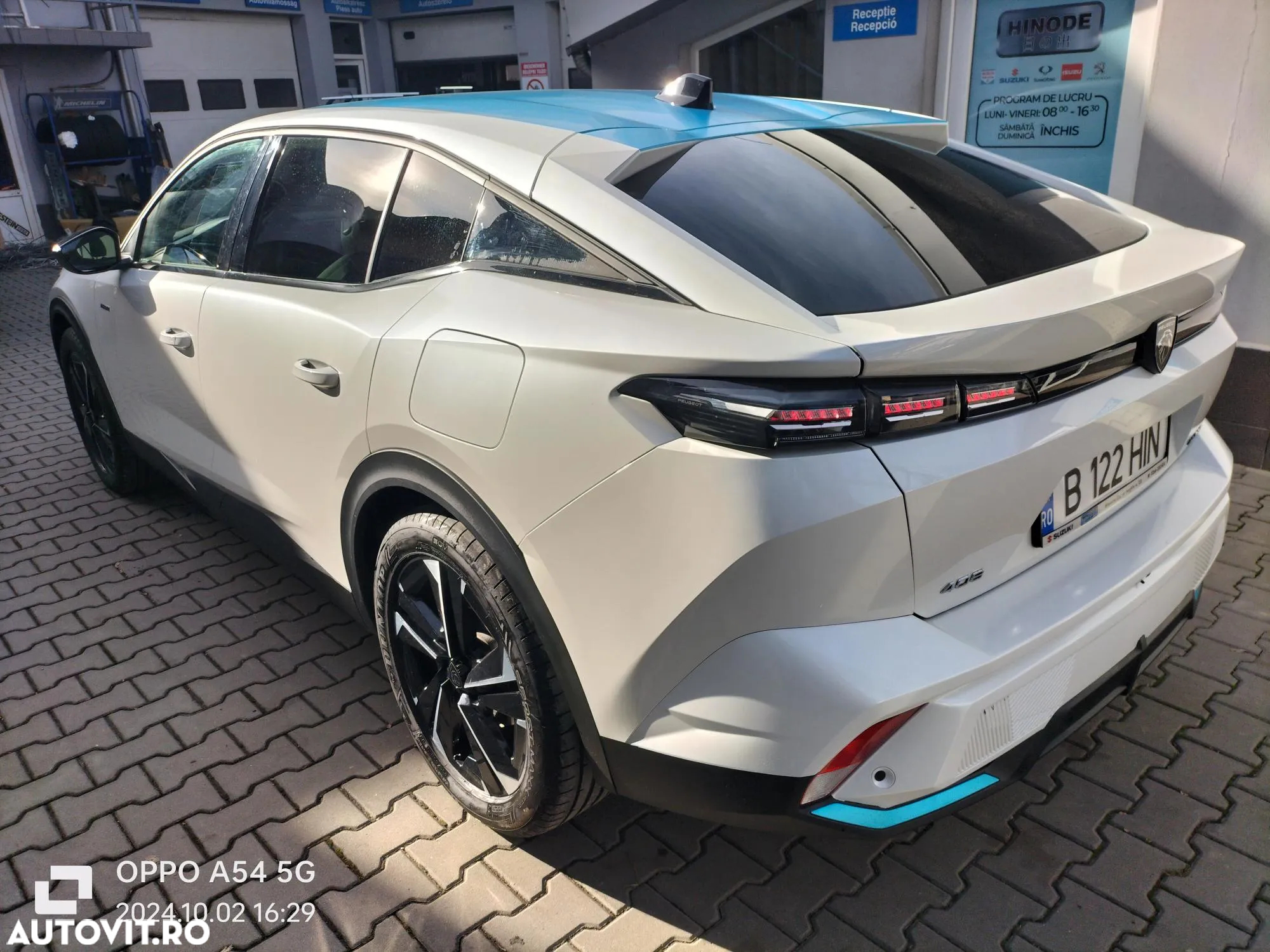 Peugeot 408 PHEV 180 Allure Pack - 9